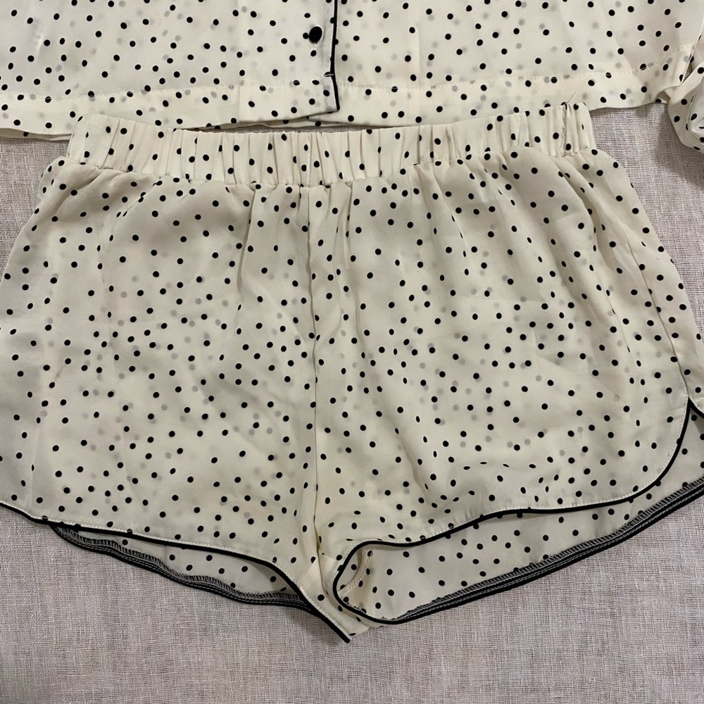 Pajama set- SOLD - Picture 2 of 5